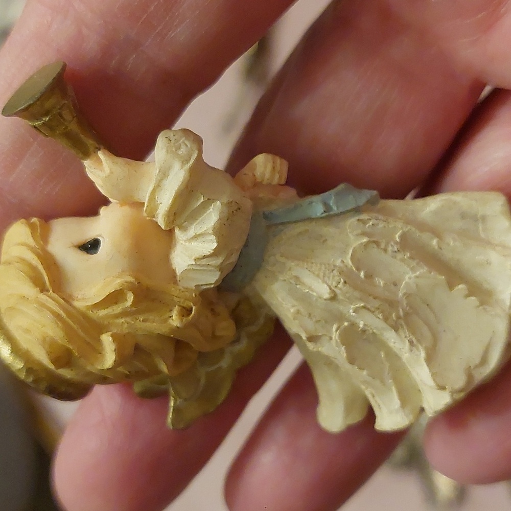Two Vintage Angel Brooches Cherub with Harp AB Rhinestones Precious Moments PMI - Picture 8 of 12